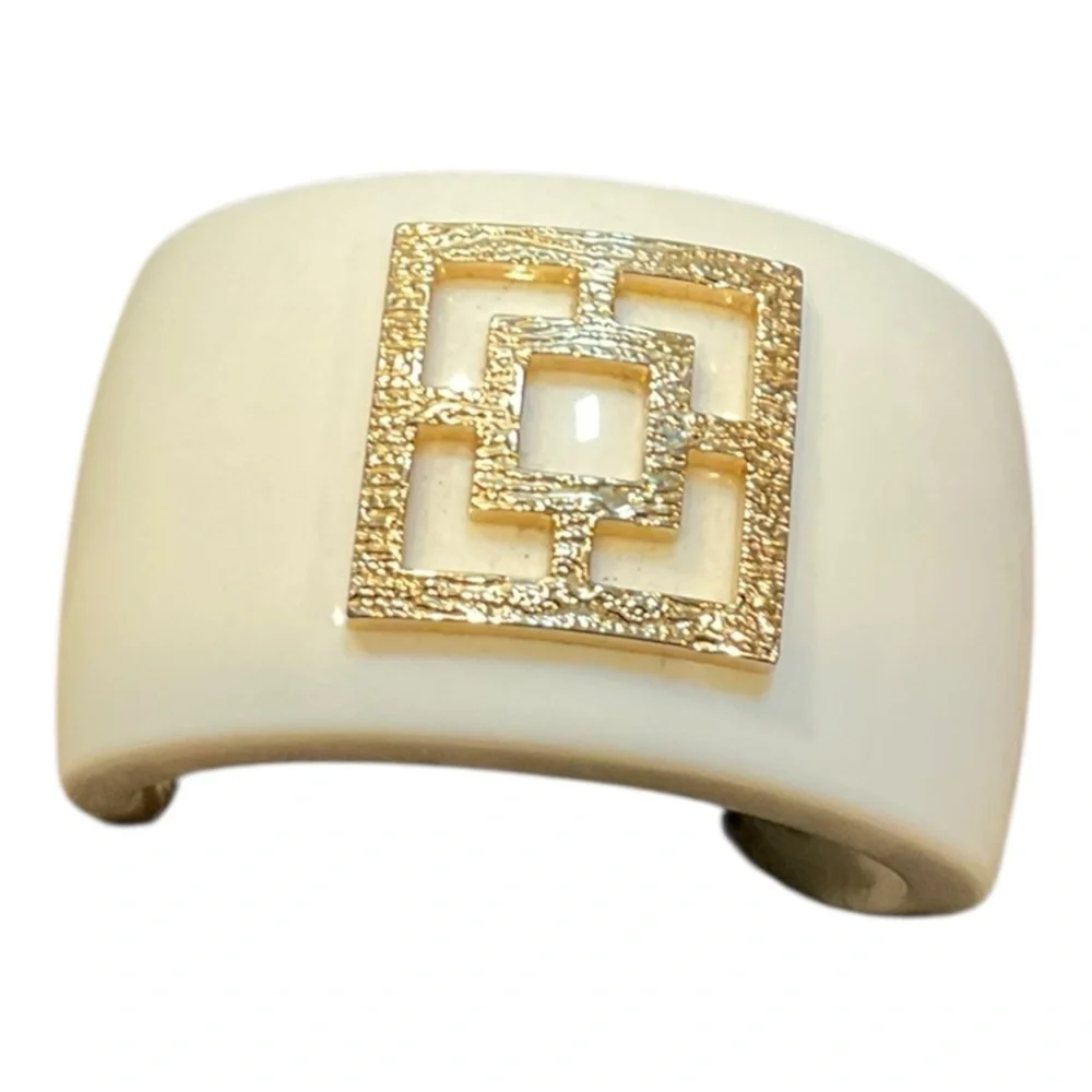 Trina Women’s Turk Ivory/Gold Cuff Bracelet - Picture 1 of 8